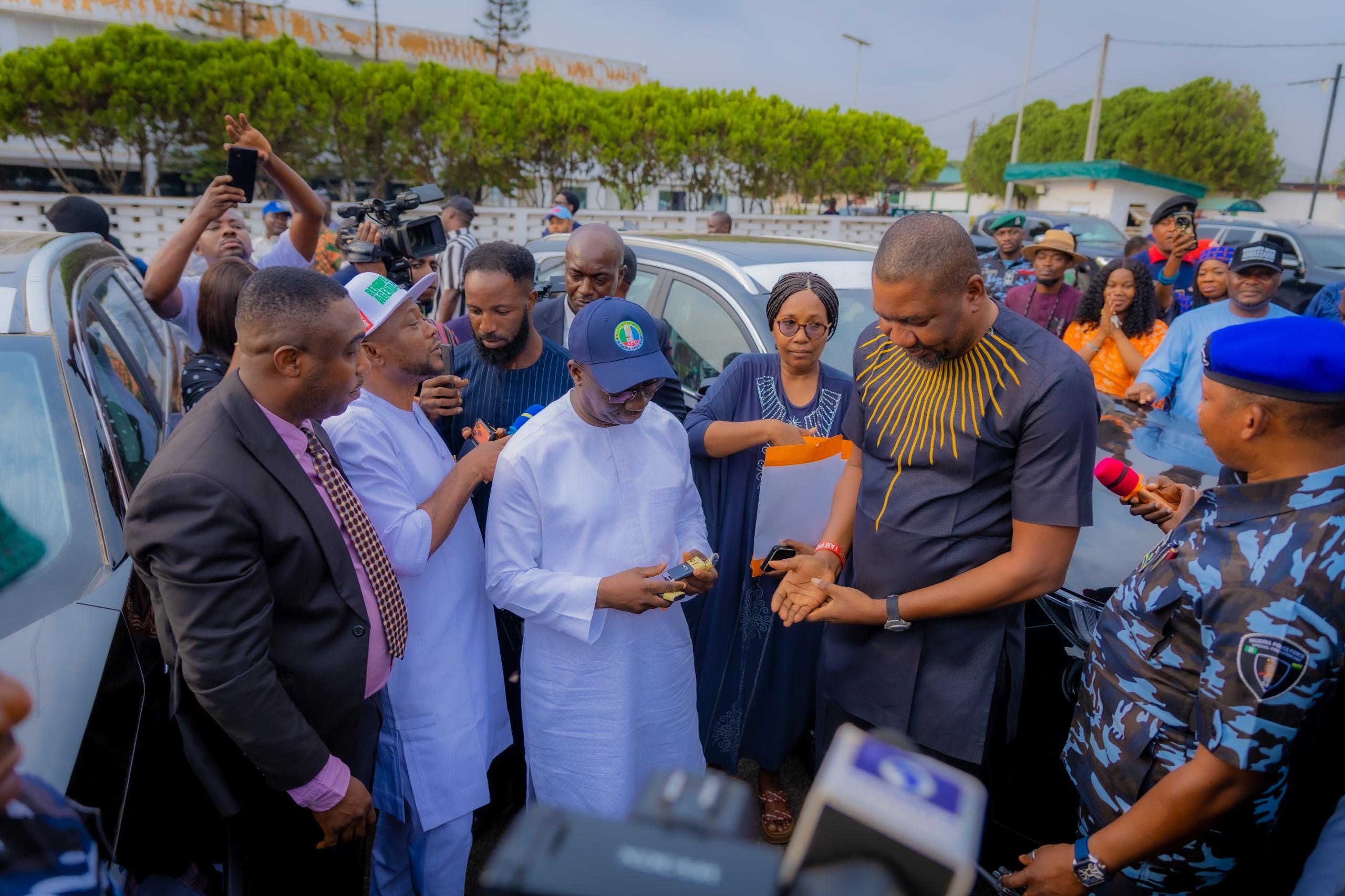 0b9011a7-3aa8-400d-9eb5-da69c19062ee