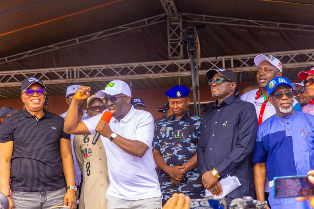 apc-rally