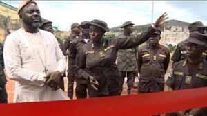Idahosa donates